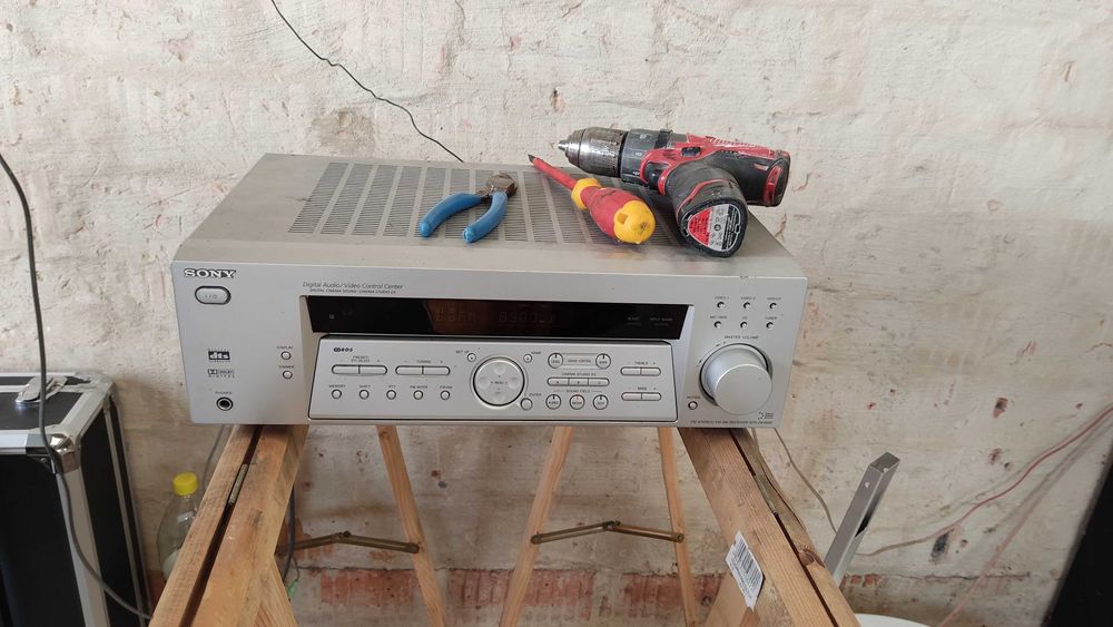 Sony STR-DE485E ресиивър/ усилвател с тунер