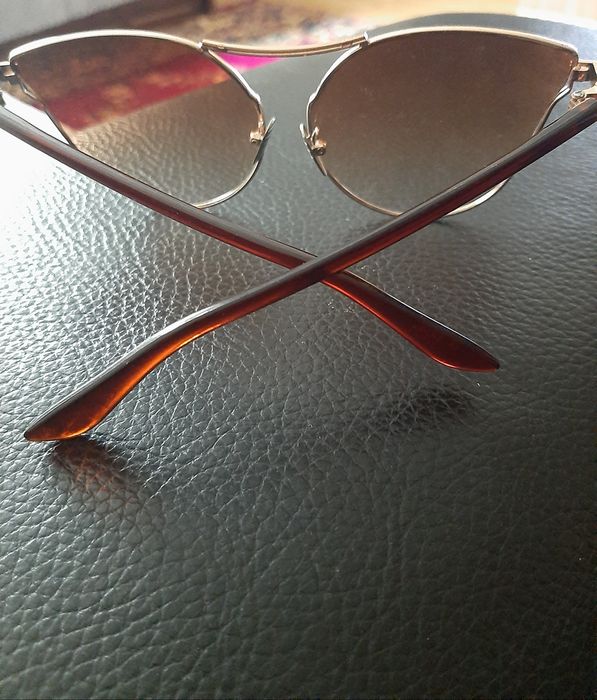 Дамски слънчеви очила