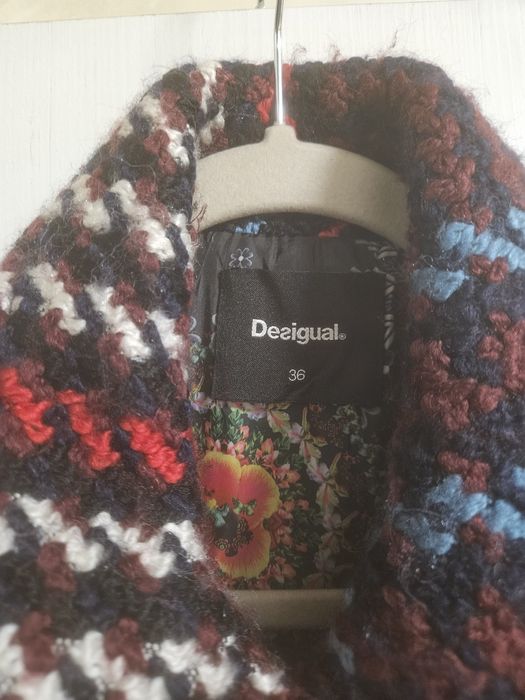 Дамско палто  на марката  Desigual