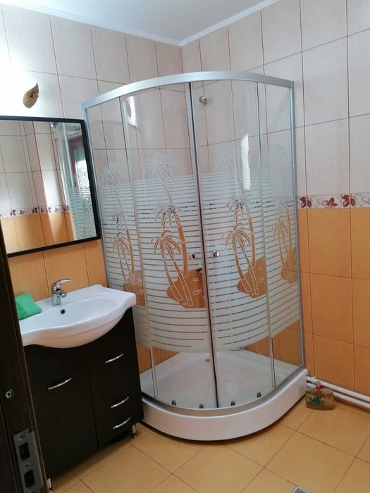 Casă nouă la superlativ, garaj, utilități. Loc. Băleni Jud. Dambovita