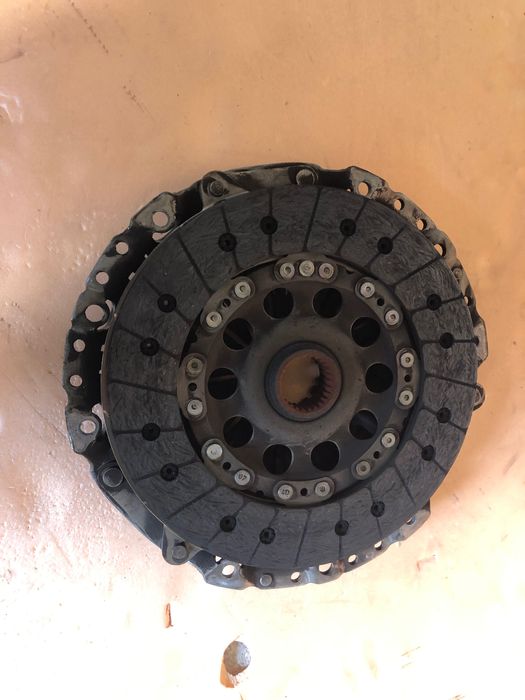 Volanta,disc ambreaj BMW E90  N47 184hp F10 F11 N57 245hp