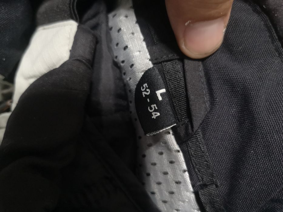 Vand 2 geci motociclisti