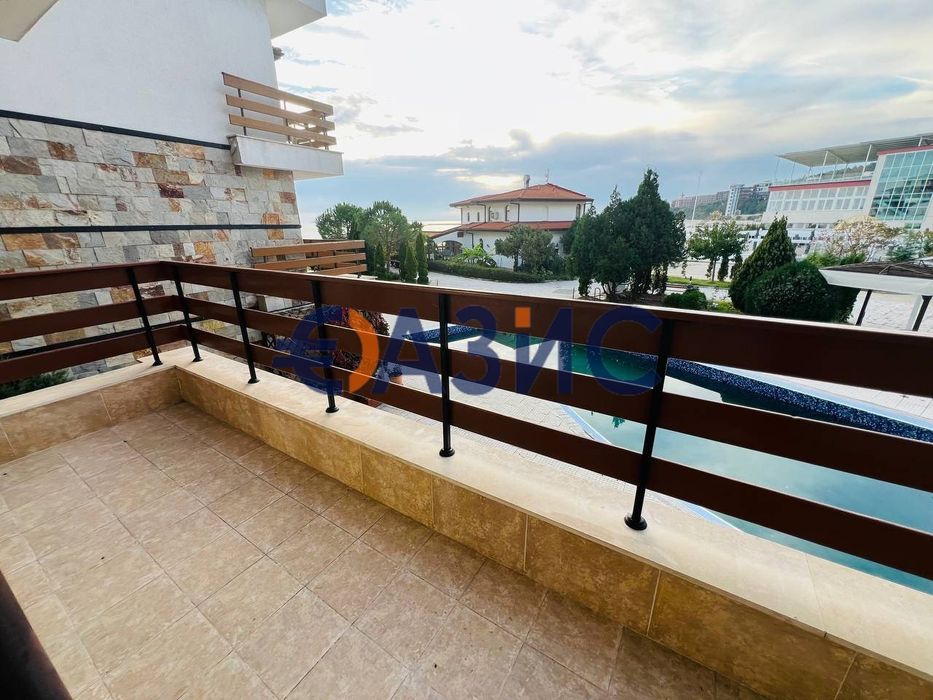 Апартамент с 2 спални в к-с Робинсън Бийч, Елените, България, 100 кв.