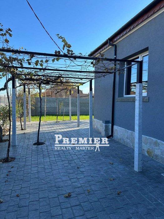 Напълно реновирана къща в центъра на село Гюльовца