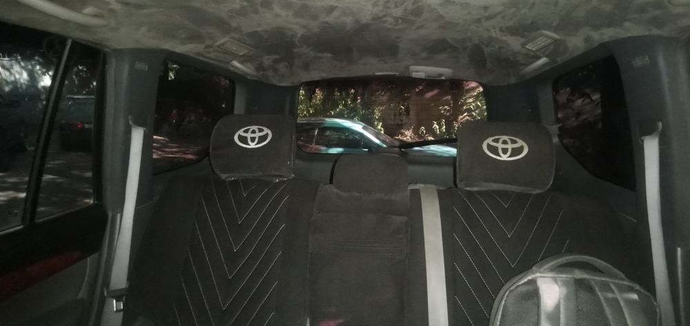 Toyota Land Cruiser Prado 120
Д
