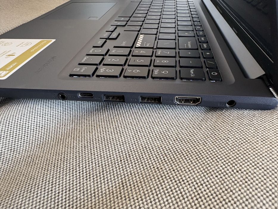 Asus Vivobook X1502ZA