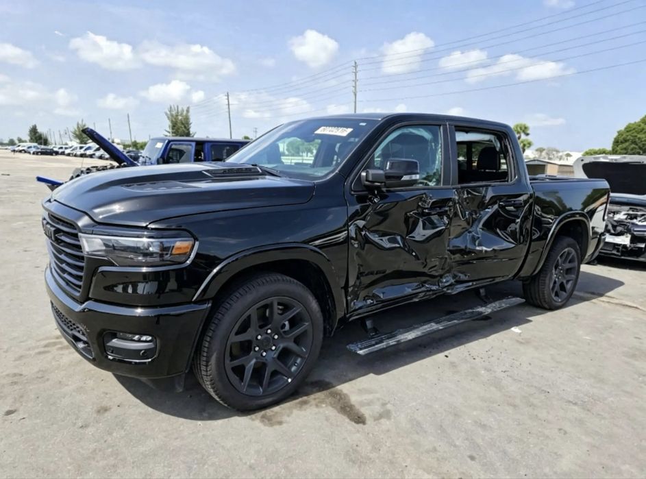 Dodge Ram 1500 Laramie 2025 5 gen facelift НА ЧАСТИ ( 2025 2026 Фейслифт ) ( Додж Рам )