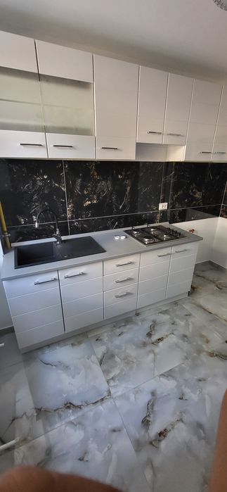 Apartament de vânzare Confort 1,2 camere 1decembrie1918 cu gaze parter