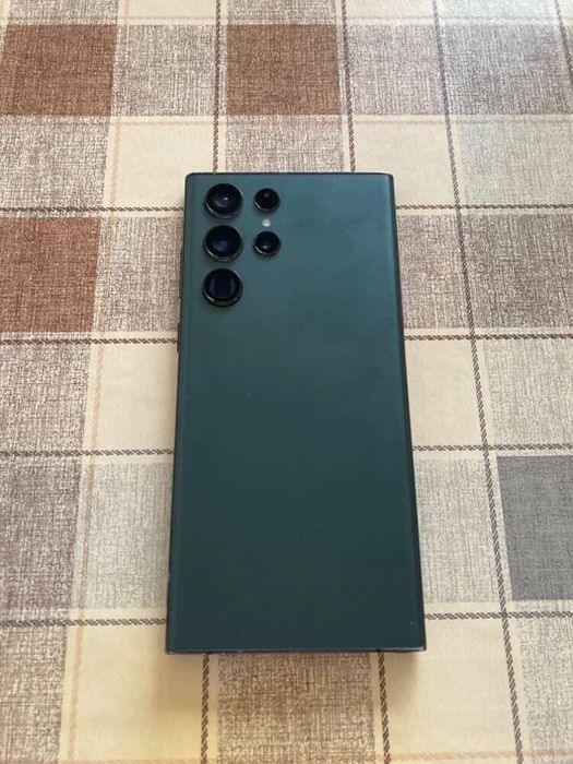 Възможен бартер/ Samsung Galaxy S22 Ultra
