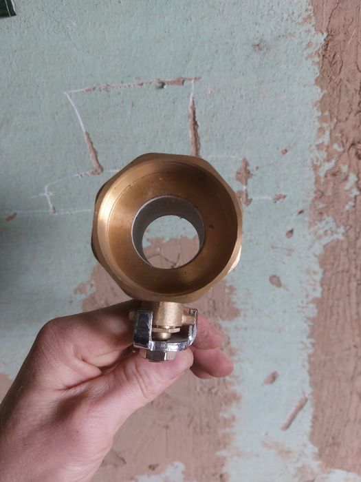 Продам вентиль на 50 газовый