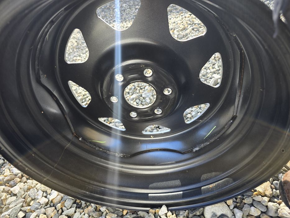 Jante Otel 17" - PCD 114.3 Nissan / Renault