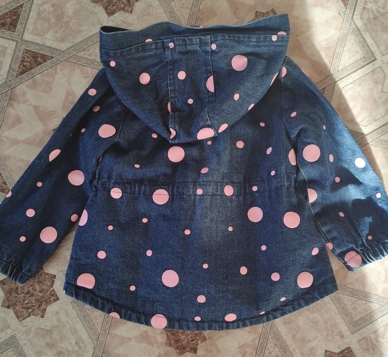 Продам джинцовку на девочку