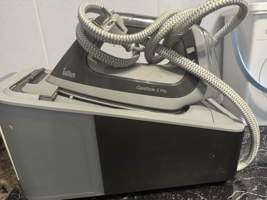 Утюг паравой CareStule 5 Braun