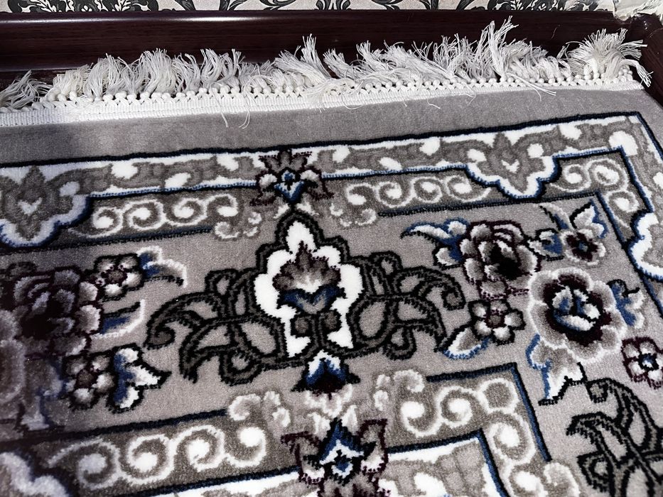 "Sag" gilami sotiladi