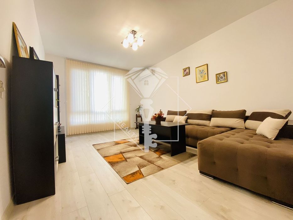 Продава се Тристаен апартамент в Пловдив, Каменица 1 - 110 кв.м за 2773 €/кв.м - Снимка #1
