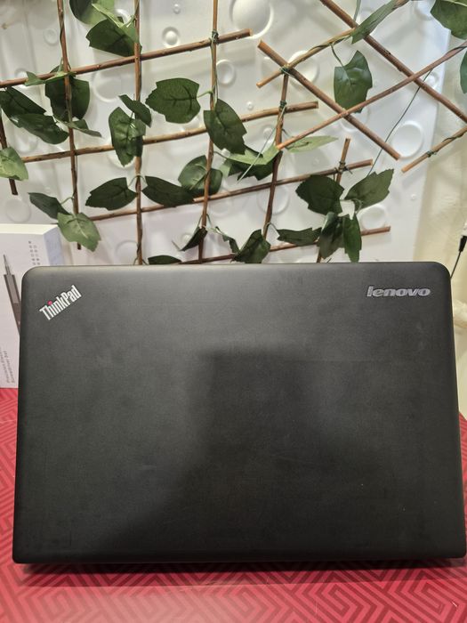 Lenovo Thinkpad Edge E540, i7, 8gb ddr3, 256ssd