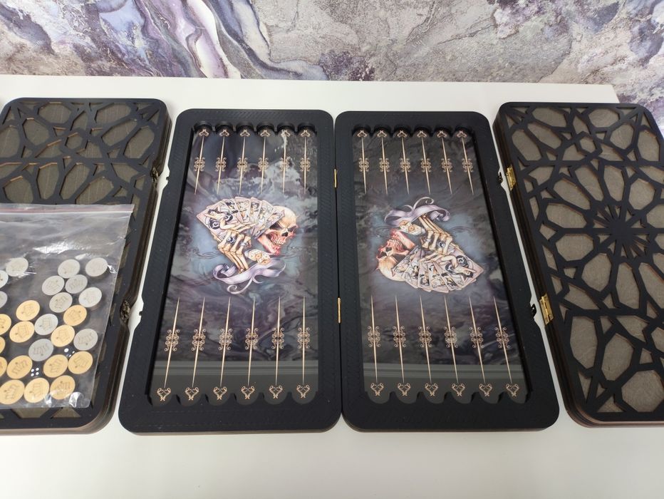 Нарды ручной работы. Внутри стекло