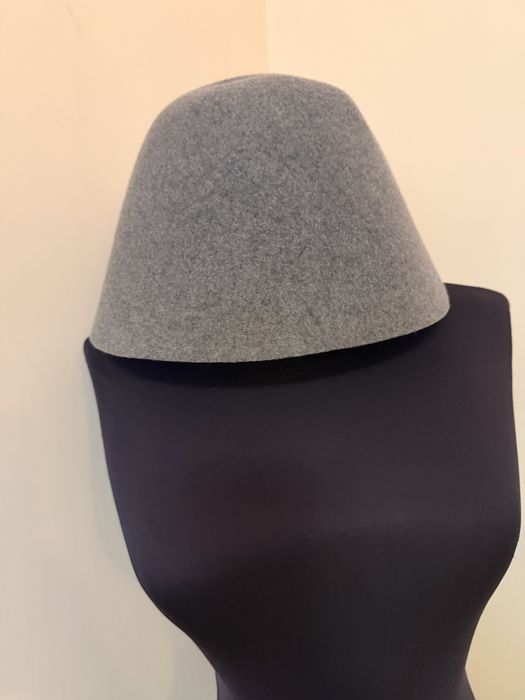 Вълнена шапка тип кофа Mango