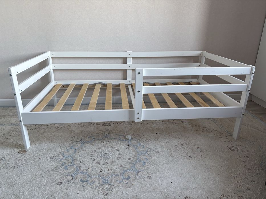 Продам детскую кровать