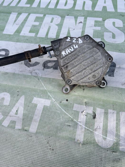 Pompă vacuum Toyota Rav 4 2.2 D  2008