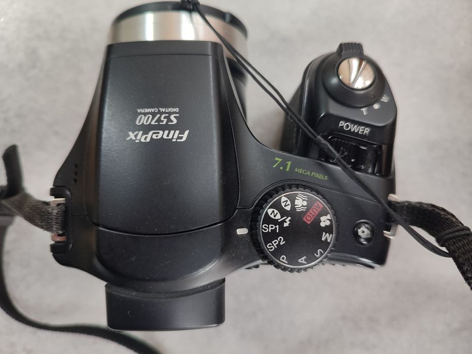Camera foto Fujifilm S5700