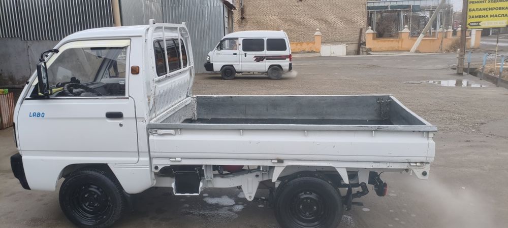 Лабо хизмати Уй кучириш строй материалы строй мусор оламан24/7