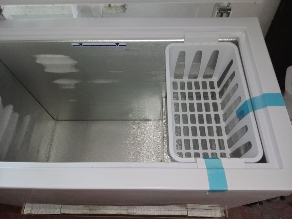 Морозильник Бирюса 210KX 200 л белый