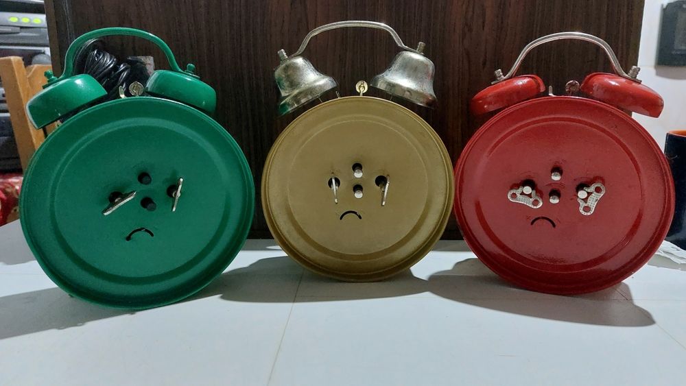 ceas de masă Aradora  Meister Anker