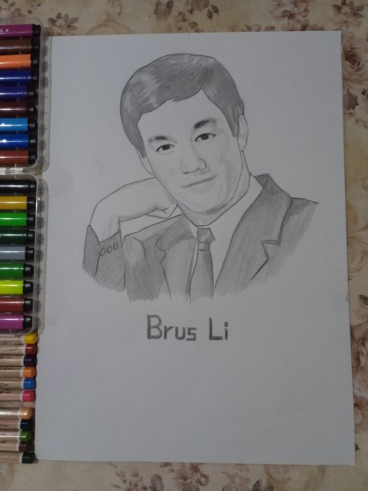 BRUS LI rasmi. A3. Portret.