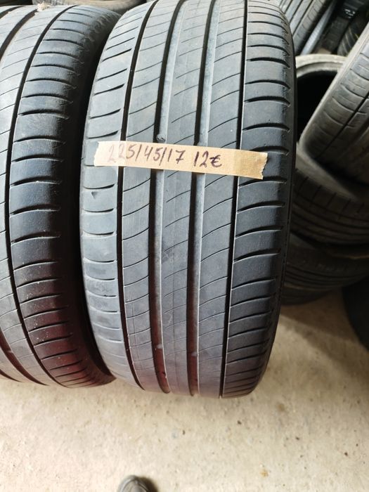 225/45/17 Michelin Premacy