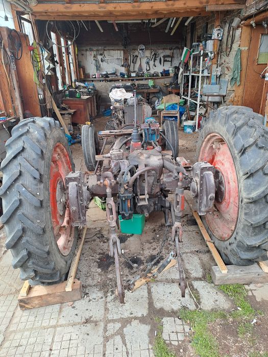 Владимирец Т,,-25  на части