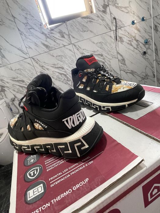 Versace Trigreca