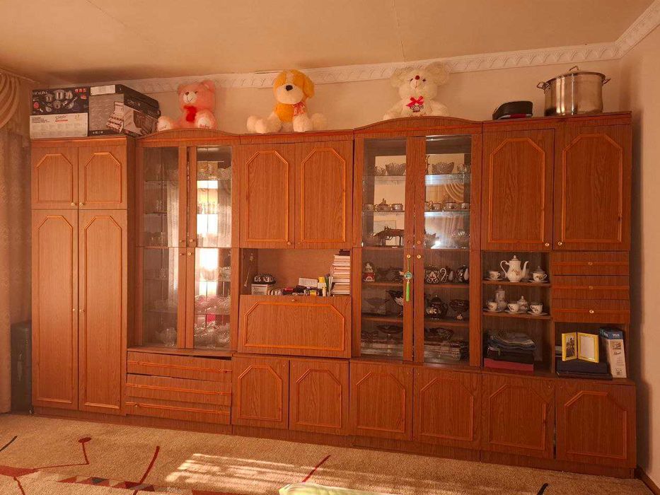 Стенка / шкаф для гостиной