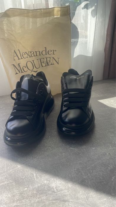 Alexandre Mcqueen negru