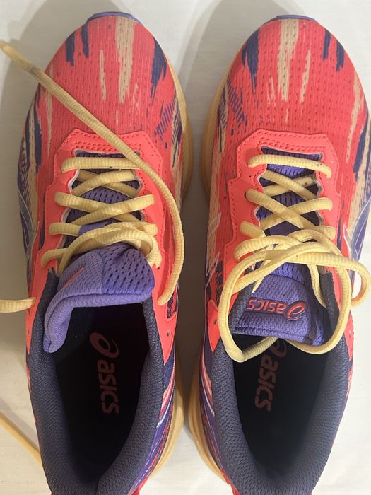 Asics-Дамски маратонки