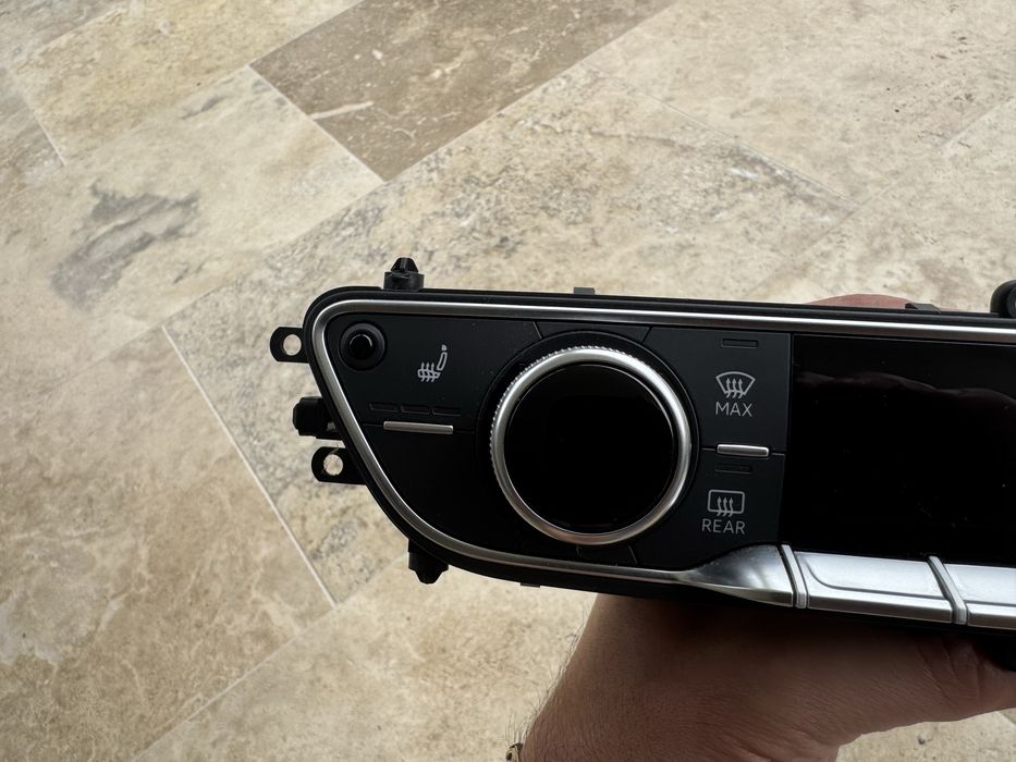 Climatronic-panou clima Audi A4 B9