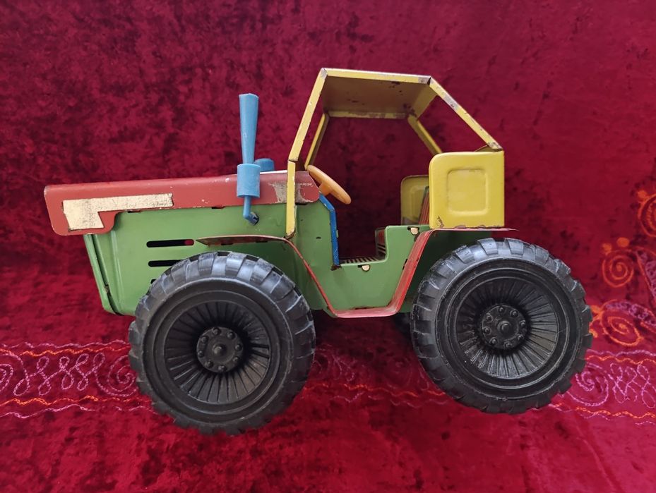 Игрушки СССР  ( разные )