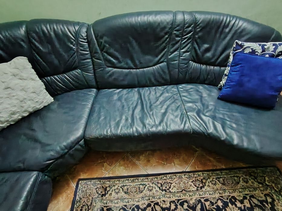 Colțar piele+ fotoliu