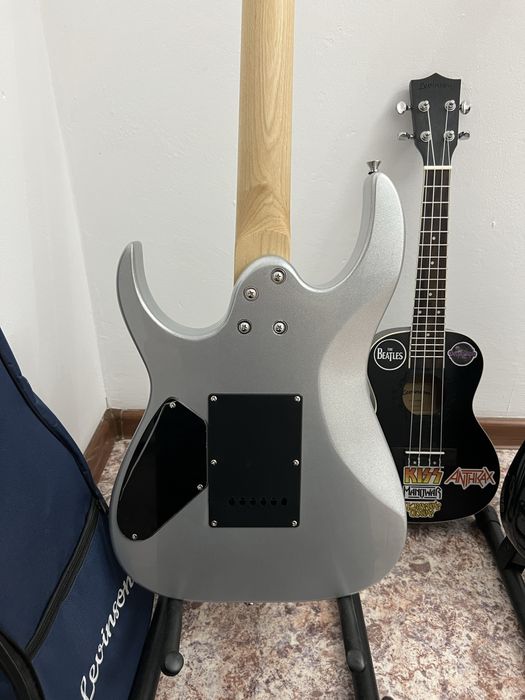 Электрогитара Ibanez GRG170DX