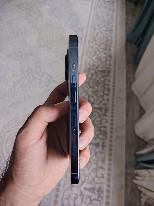 Продам iphone 13 pro, память 256 гб
