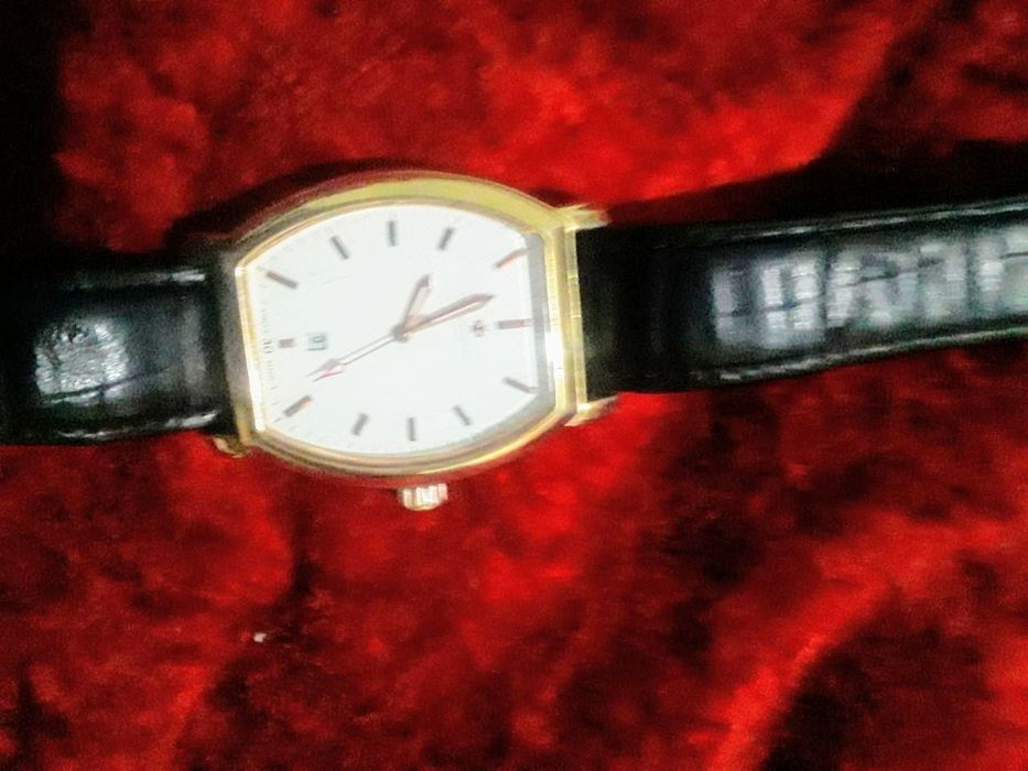 Швейцарские проба(750)позолоченные часы