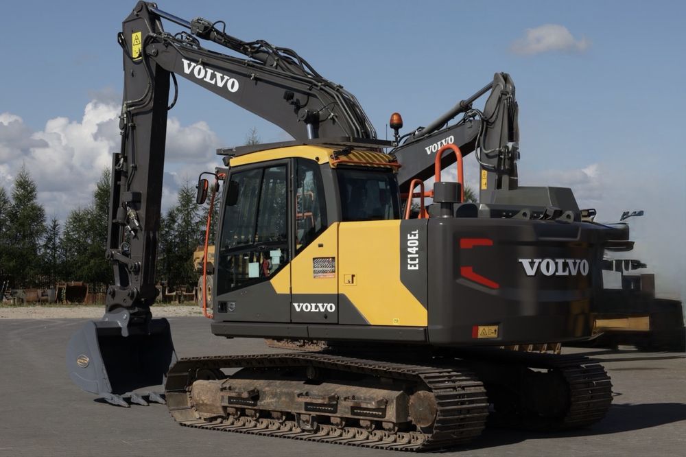 Volvo excavator ec140 pe senile 15tone
