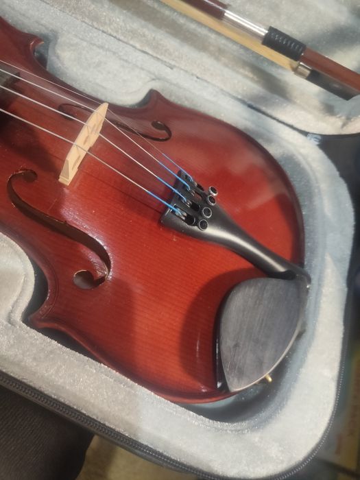 Продам скрипку новую