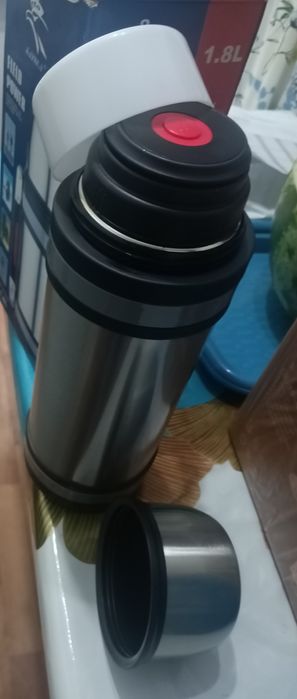 Продам термос 1,8 литр FAYLON