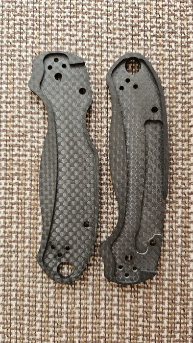 Чирени за Spyderco Para 3 от карбонови влакна