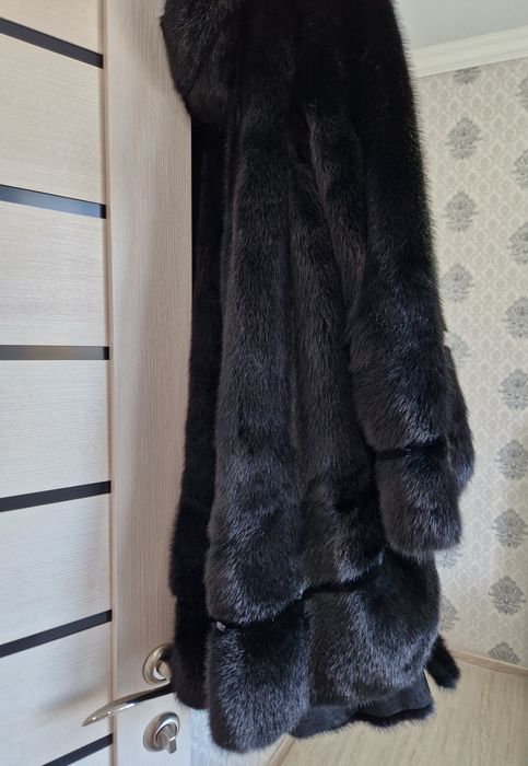 Продам норковую шубу