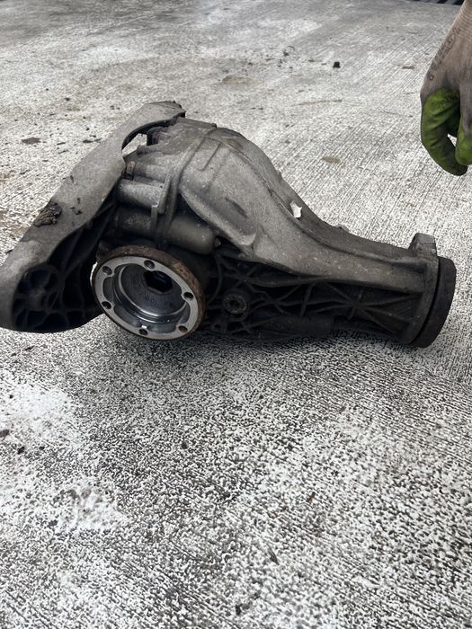 Заден диференциал audi a8 d4 4,2 FSI