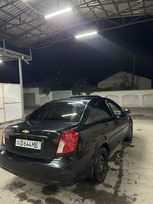 Arenda Lacetti 2009