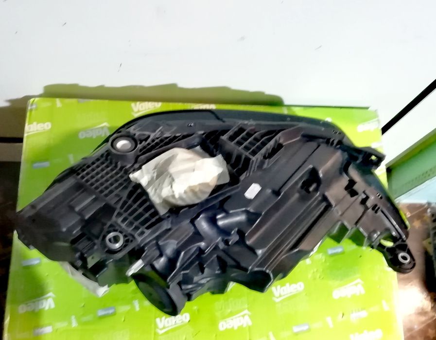 Фар фарове за Ауди А1 / Audi A1 Valeo FUL LED.