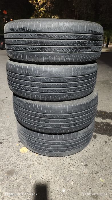 Продам бу шины 235/55/19 летние
